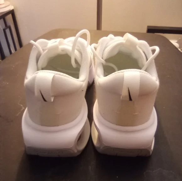 Nike Air Max Intrlk Women's Shoe - Picture 4 of 4